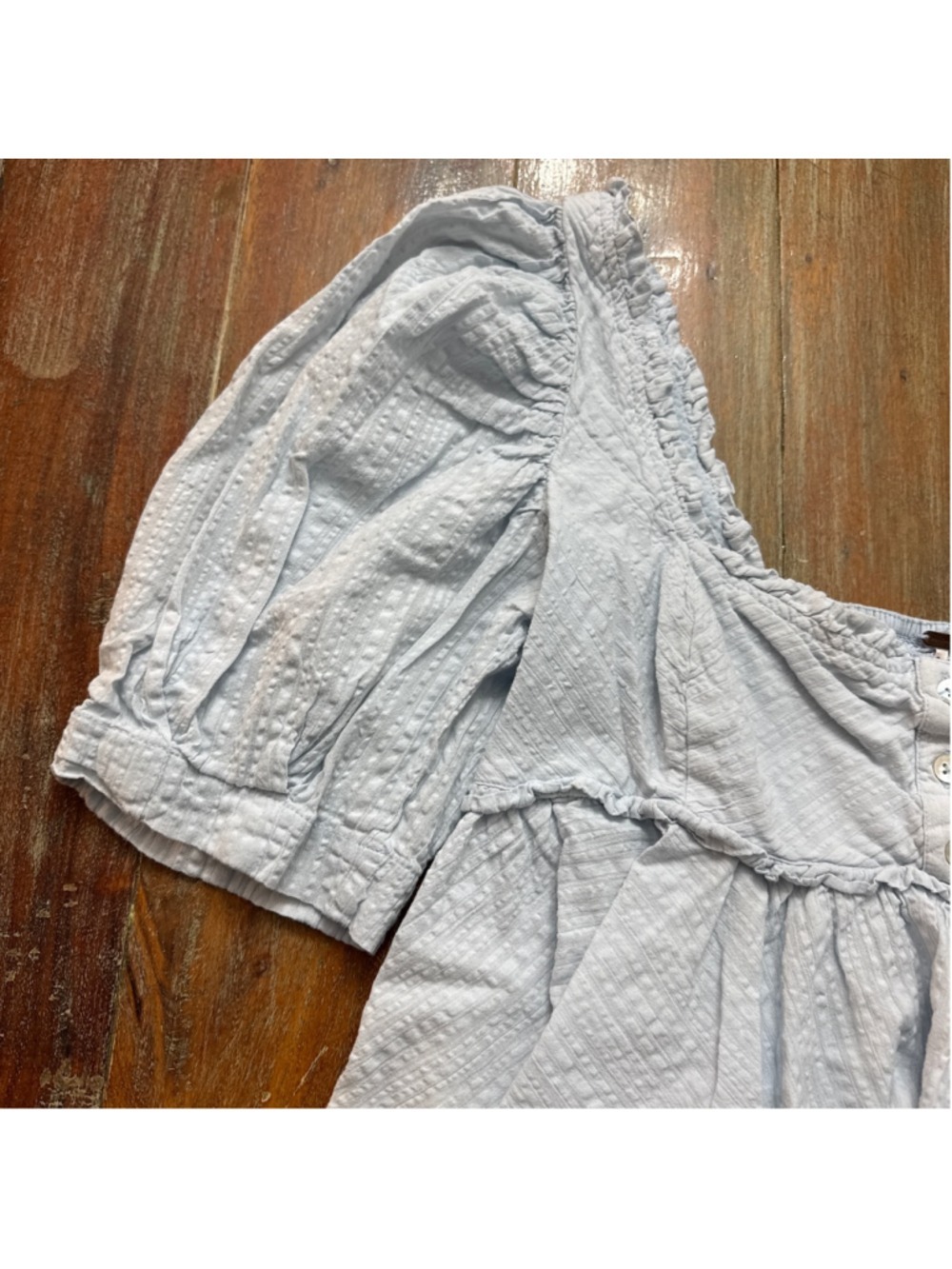 Free People Baby Blue Seersucker Puff Sleeve Babydoll Top Smocked Back S - Picture 4 of 11
